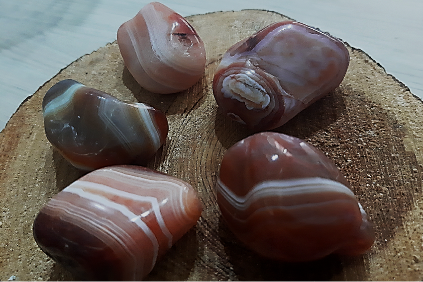 NATUREL GERÇEK KARNELYEN AKİK HAM TAŞ