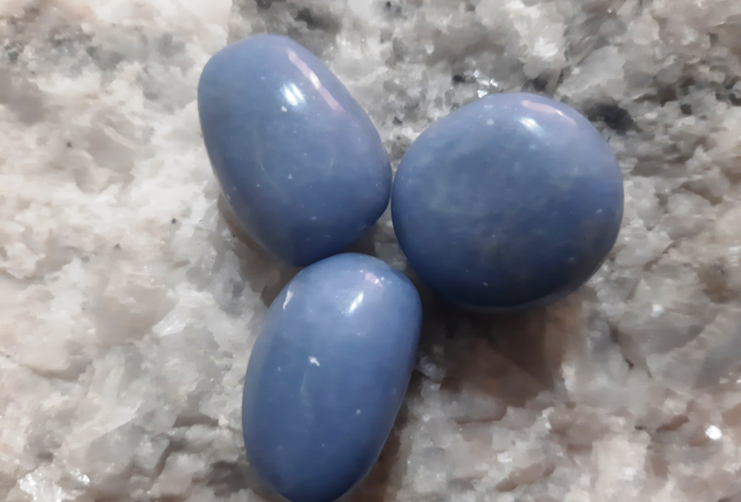 NATUREL GERÇEK ANJELİT HAM TAŞ