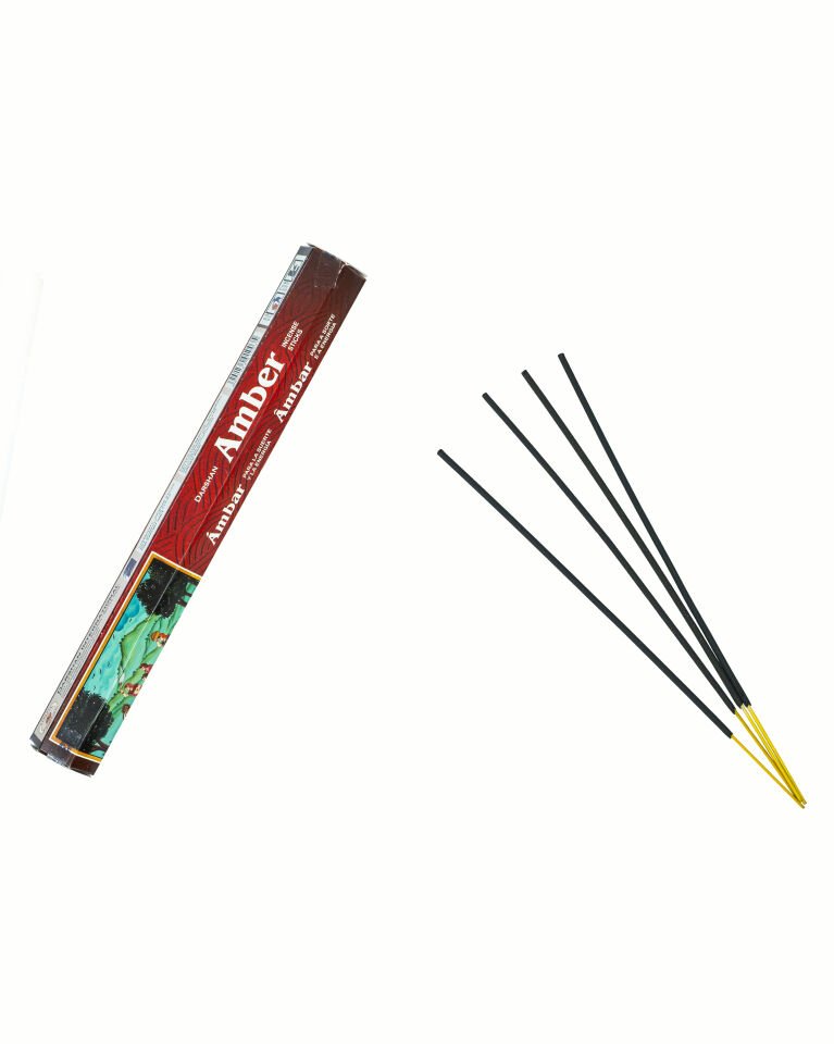 AMBER AĞACI ÇUBUK TÜTSÜ KADİM ÖĞRETİCİ MİSTİK FARKINDALIKLARIN REHBERİ