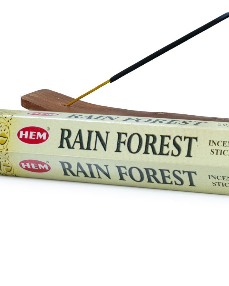 YAĞMUR ORMANLARINDAN GELEN ESİNTİ DOĞAL TÜTSÜ