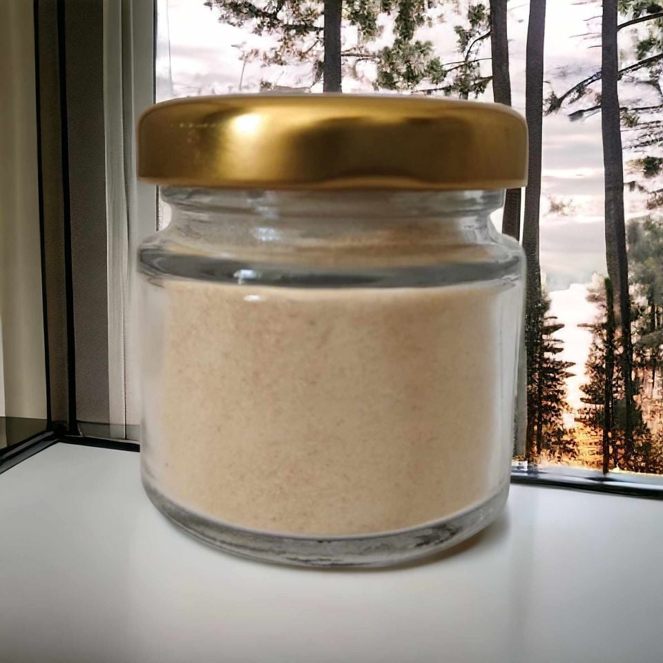 BEKLEDİĞİNİZ ÜRÜN NATUREL ÖĞÜTÜLMÜŞ MİSVAK TOZU YENİDEN STOKLARIMIZDA  CAM KAVANOZDA 17 GR. FİYATI 50 TL