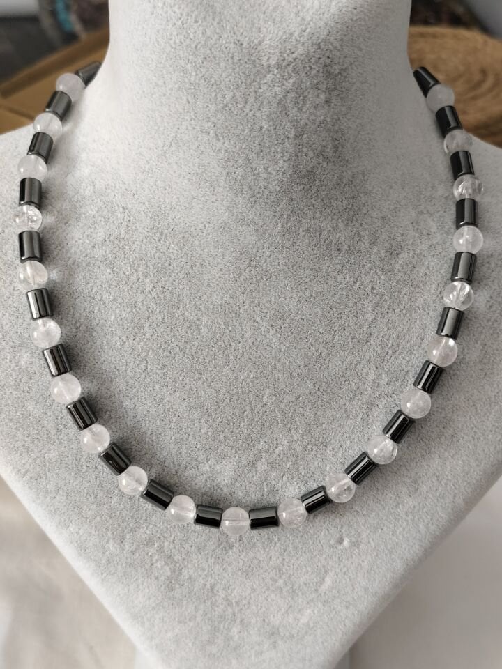 KRİSTAL KUVARS TAŞI- HEMATİT TAŞI ERKEK BAYAN KOLYE