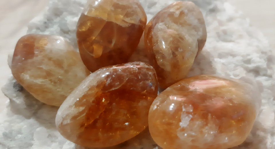 ZENGİNLİK, PARA VE BEREKET, ZARARLI ALIŞKANLIKLARA KARŞI KARARLI OLMAYI DESTEKLEYEN